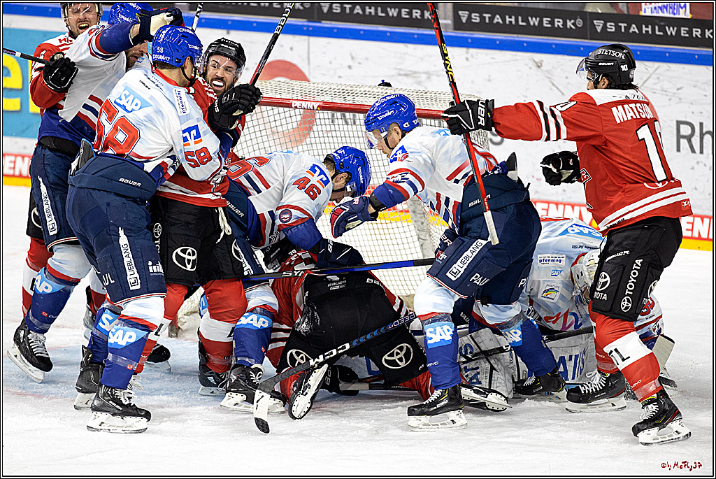 PENNY DEL - Viertelfinale;  Koelner Haie - Adler Mannheim; Koeln, 17.03.2023
